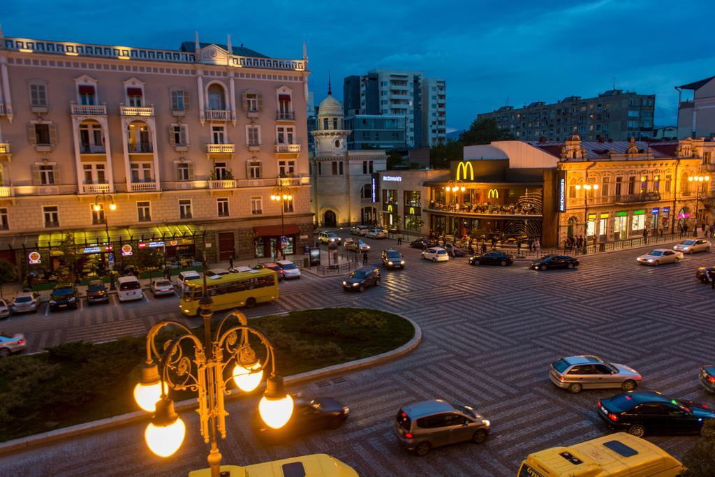 Dat Exx Apartments On Marjanishvili Тбілісі Екстер'єр фото