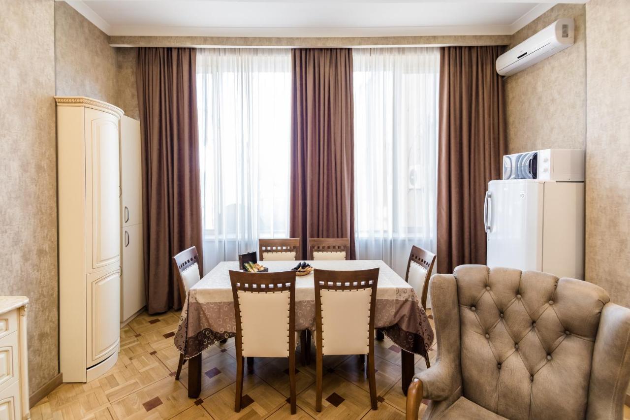 Dat Exx Apartments On Marjanishvili Тбілісі Екстер'єр фото
